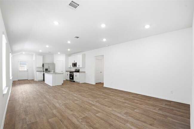 Building Photo - 3014 Liams Tower Ln.