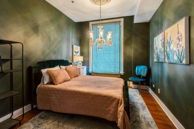 Building Photo - 888 S Michigan Ave