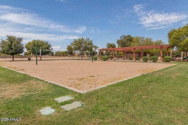 Building Photo - 14806 Luna Cir