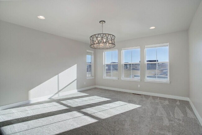 Building Photo - 1732 Stable View Dr