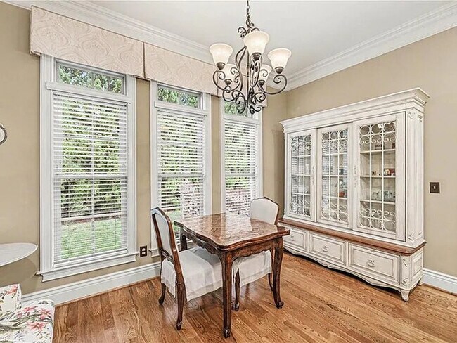 Building Photo - Lease OR Lease to Own
