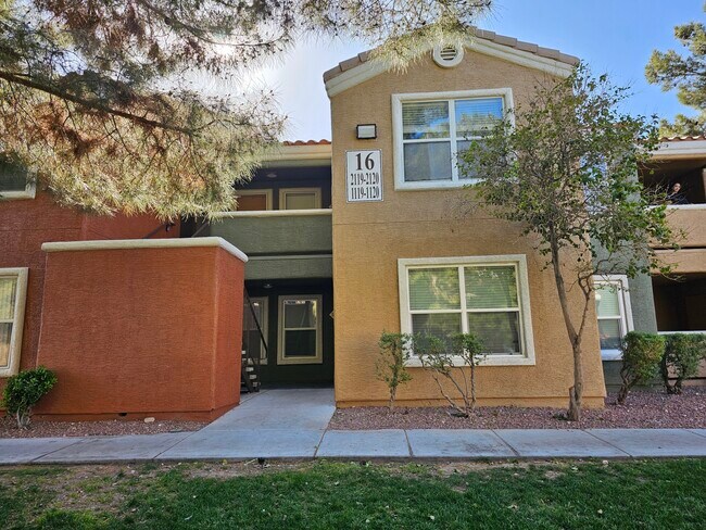 Building Photo - 8101 W Flamingo Rd