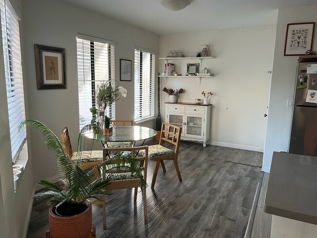 Dining Area Furnished - 2624 5th St