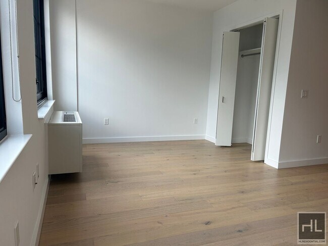 Building Photo - 144-74 Northern Blvd