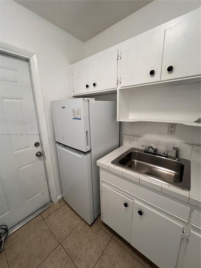 Building Photo - 1946 NE 167th St