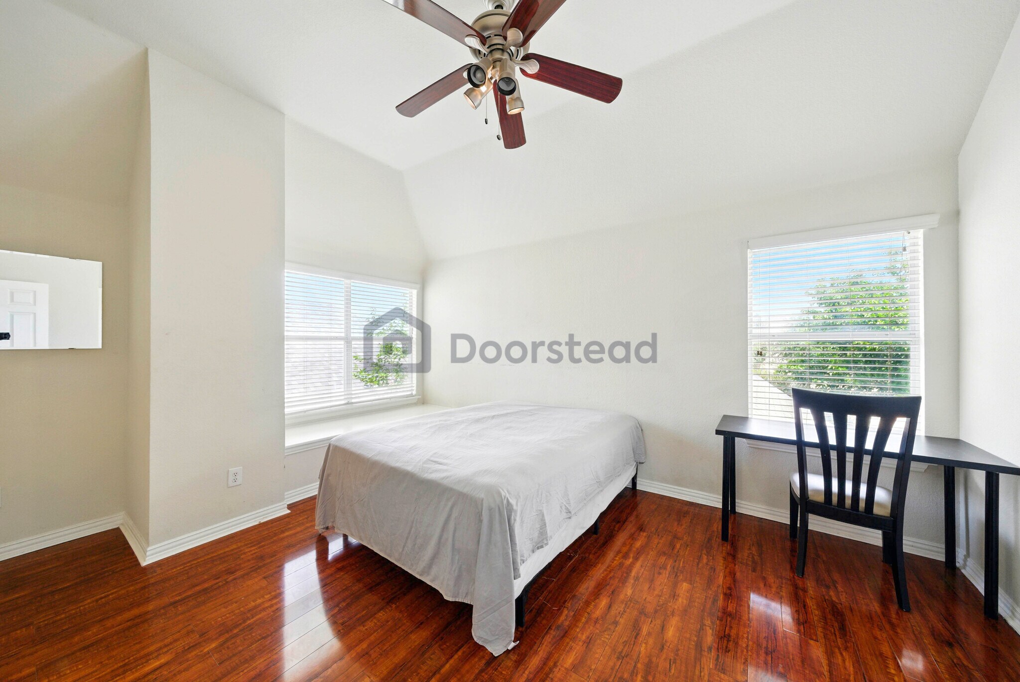 Building Photo - 1513 Van Winkle Dr