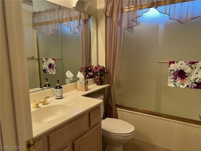 Building Photo - 2404 Floyd Ct