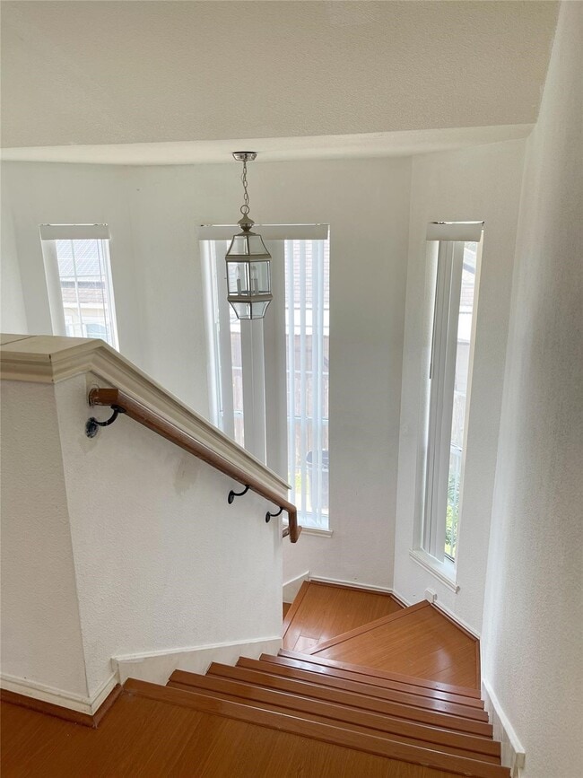 Building Photo - 11737 Logan Ridge Dr