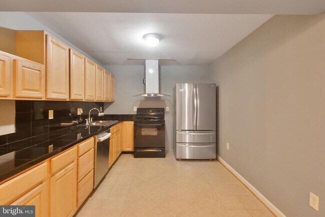 Building Photo - 15309 Lions Den Rd