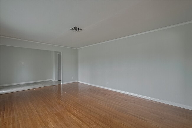 Building Photo - 4115 Mischire Dr