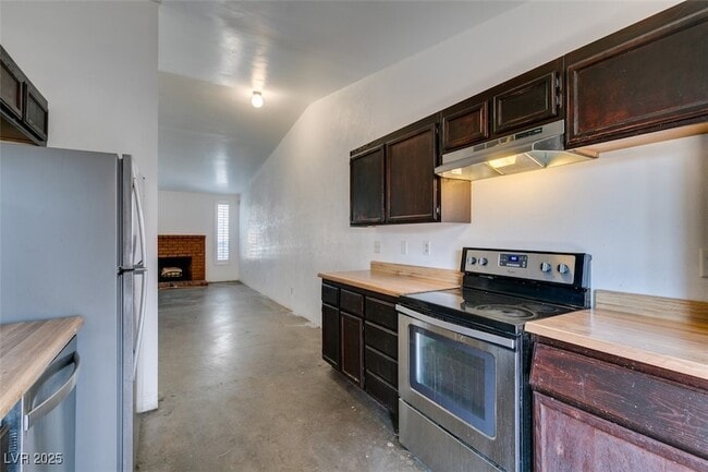 Building Photo - 1803 Discus Dr