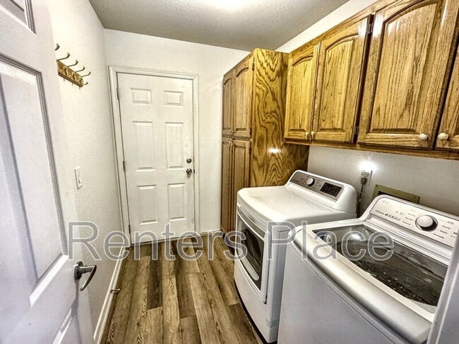 Building Photo - 3819 W Galveston Pl S