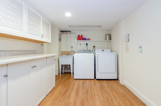 Building Photo - 7 Anawan Rd