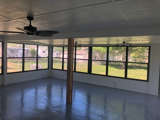 Building Photo - Custom Remodeled Home on a Tree lined street in Benbrook!!  Bonus Room could be game room extra l...