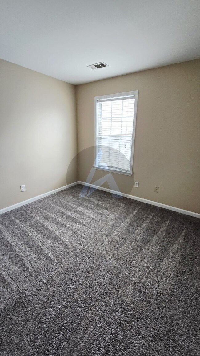 Building Photo - 1741 Taynton Cir