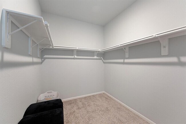 Building Photo - 10511 Kings River Dr