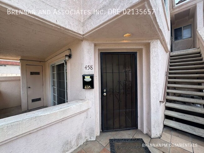 Building Photo - Renovated 3-Bedroom, 2-Bath Apartment with...