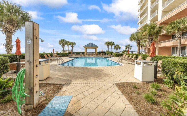 Building Photo - 527 Beach Club Trail