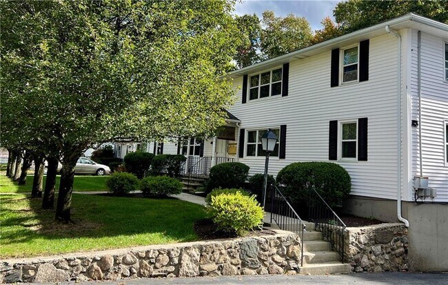 Primary Photo - 361 Privilege St