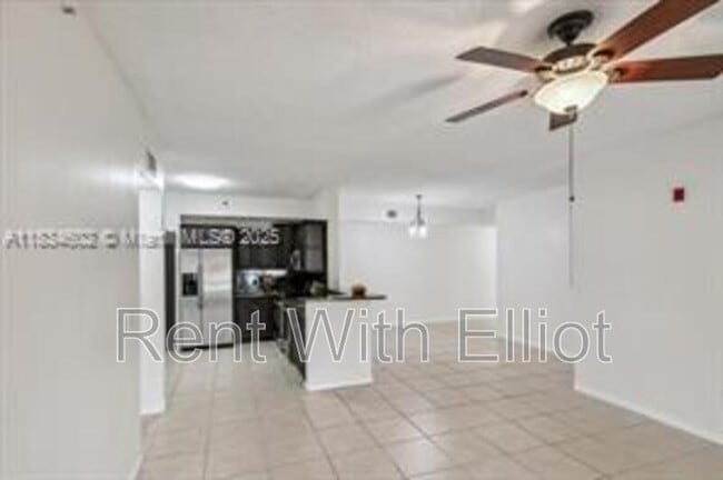 Building Photo - 6952 SW 39th St