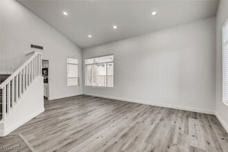 Building Photo - 1601 Vespertina Ct