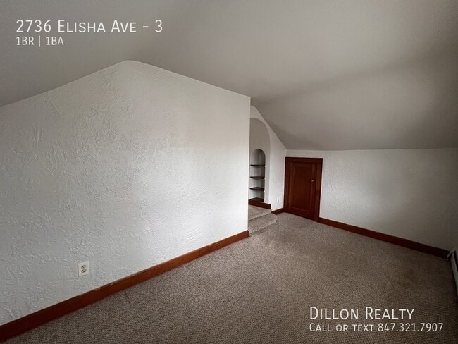 Building Photo - 2736 Elisha Ave