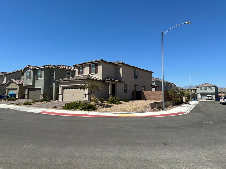 Primary Photo - 6458 Blue Ember Ave