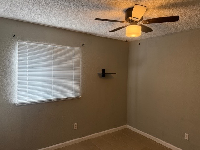 Building Photo - Patterson 4 Bedrooms 2 Bathroom home.