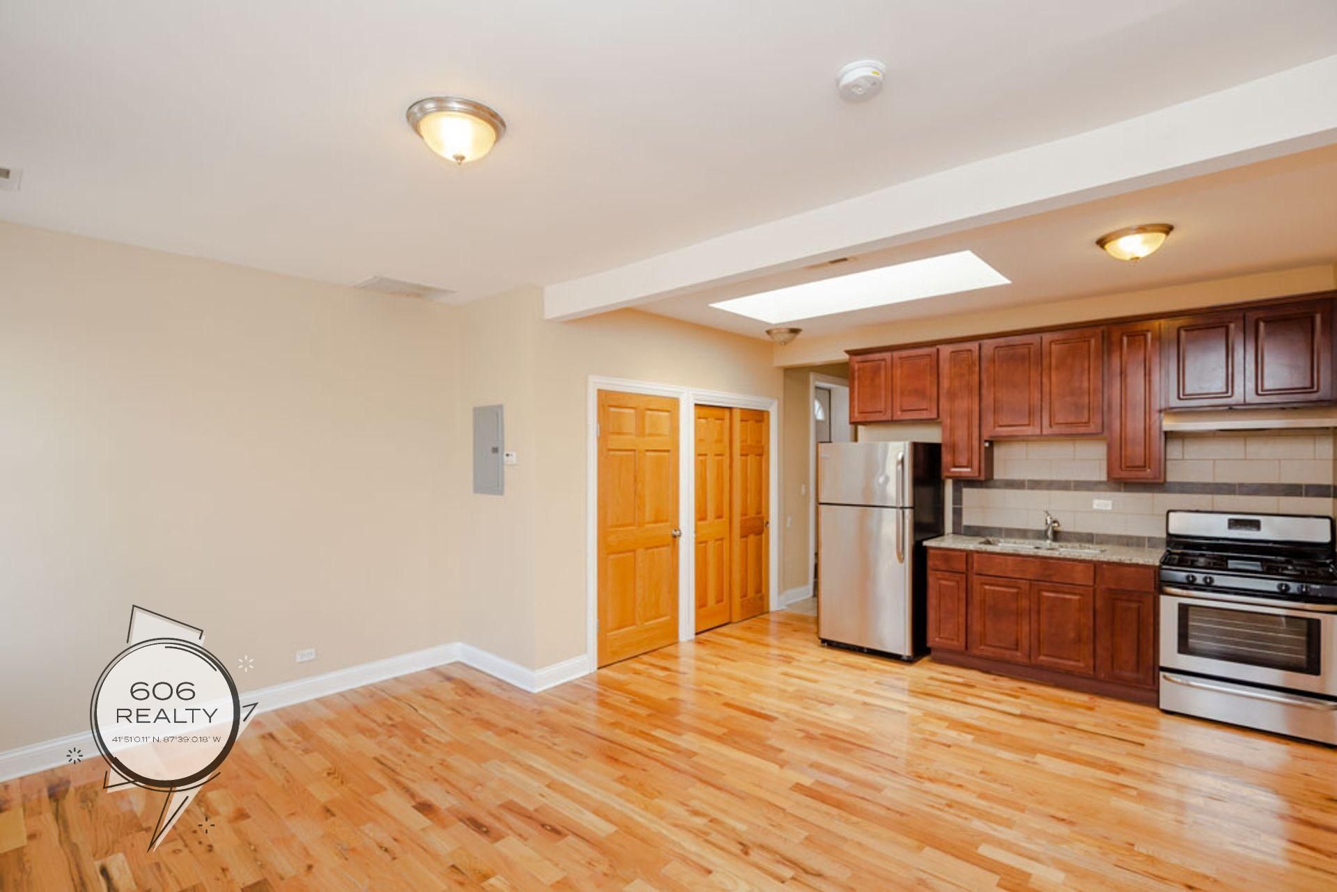 Building Photo - 3205 N Central Ave