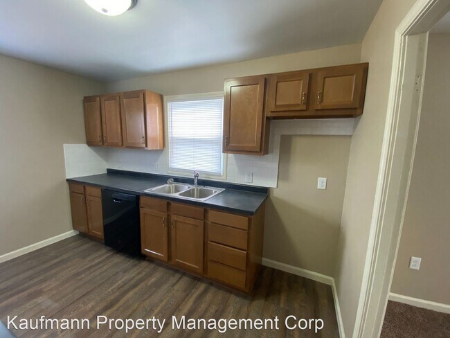 Building Photo - 3 br, 1 bath House - 4805 Spatz Ave