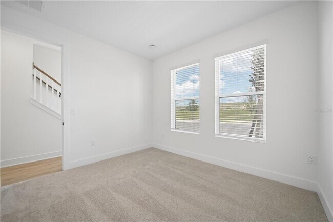 Building Photo - 15219 Hamlin Pk Dr