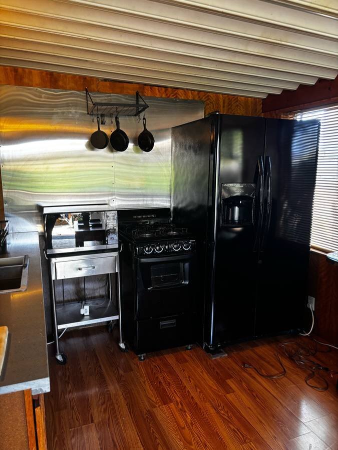 Building Photo - 487 Lado De Loma Dr