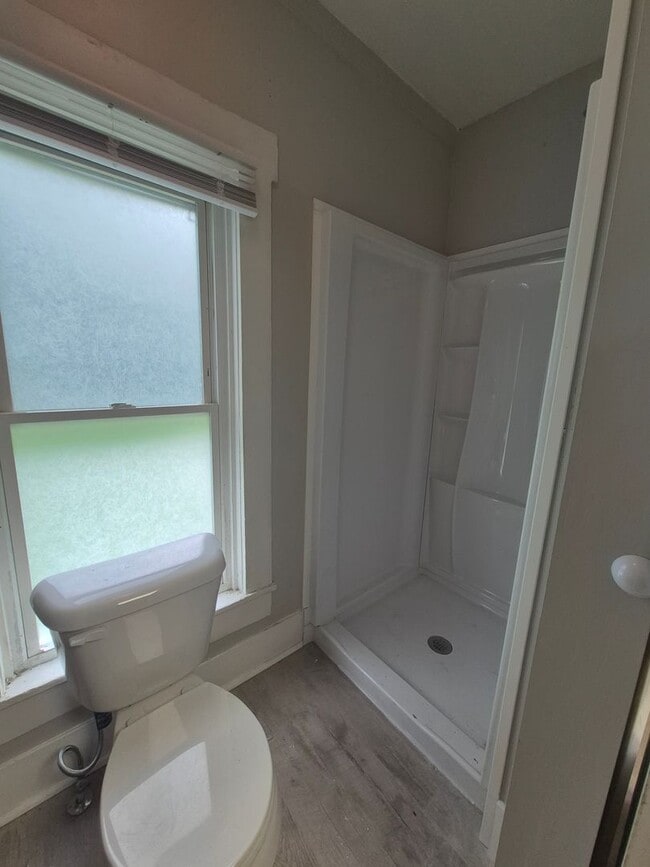Building Photo - Westbrook 2 bedroom home