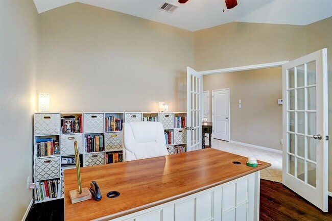Building Photo - 4411 Eclipse Park Ct