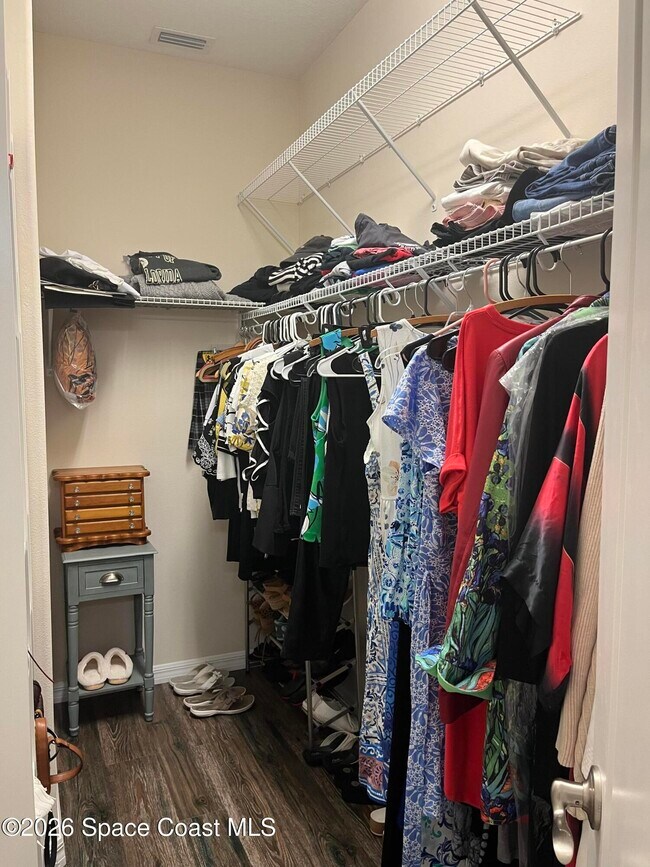 Building Photo - 5748 Tamarac Dr