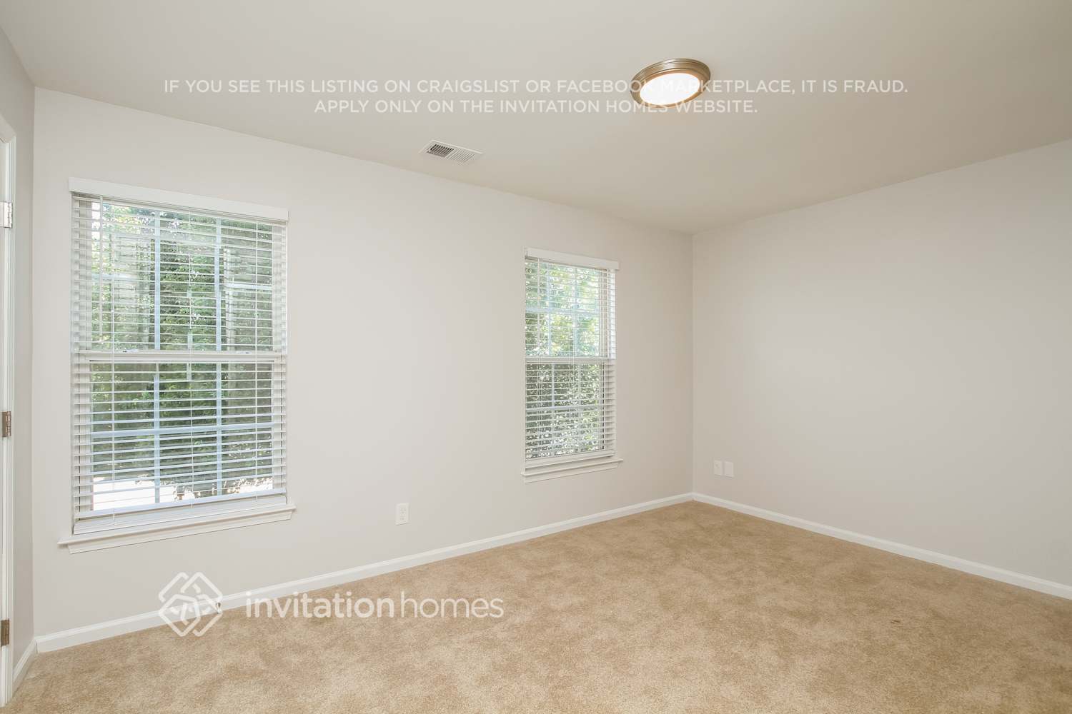 Building Photo - 162 Grayland Rd