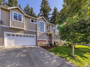 Building Photo - 1297 Koda Cir SE