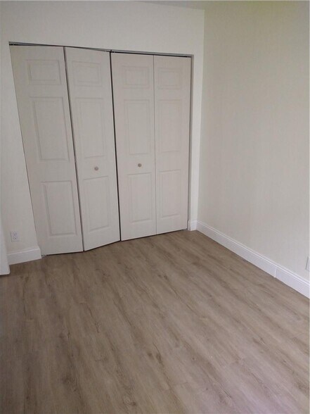 Building Photo - 3247 NW 104th Ave