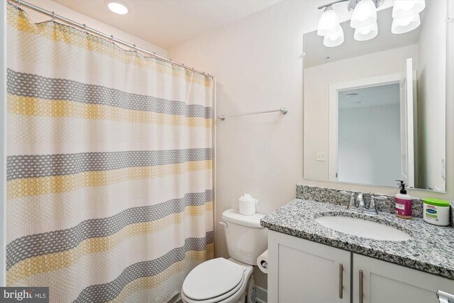 Building Photo - 13358 Sherwood Park Ln