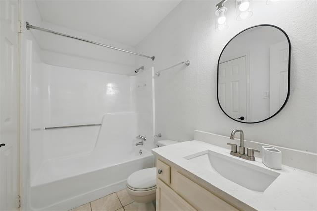 Building Photo - 1603 Brentwood Dr