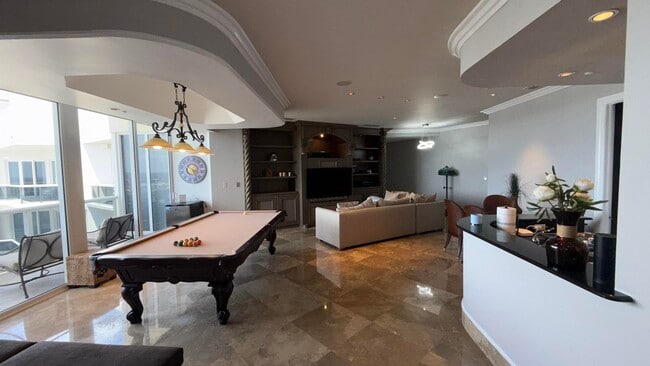 Building Photo - 3100 N Ocean Blvd