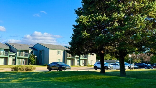 Building Photo - Upper 2 Bedroom Apartment – Heat Included - Available: First Week of June  2026