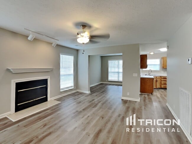 Building Photo - 1022 Ridge Trail