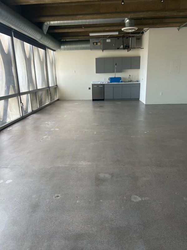 Building Photo - 2404 Wilshire Blvd