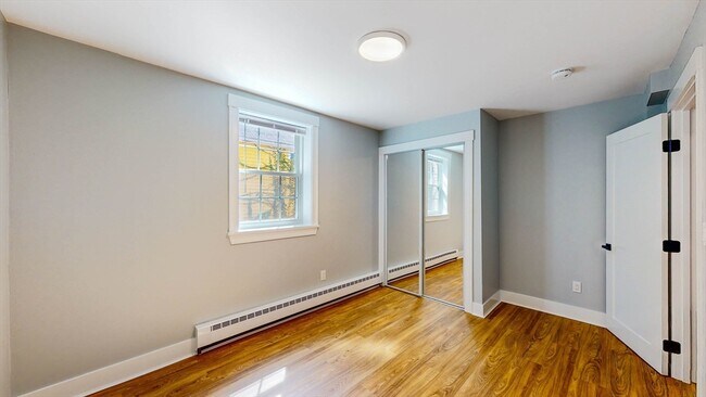 Building Photo - 132 Sherman St