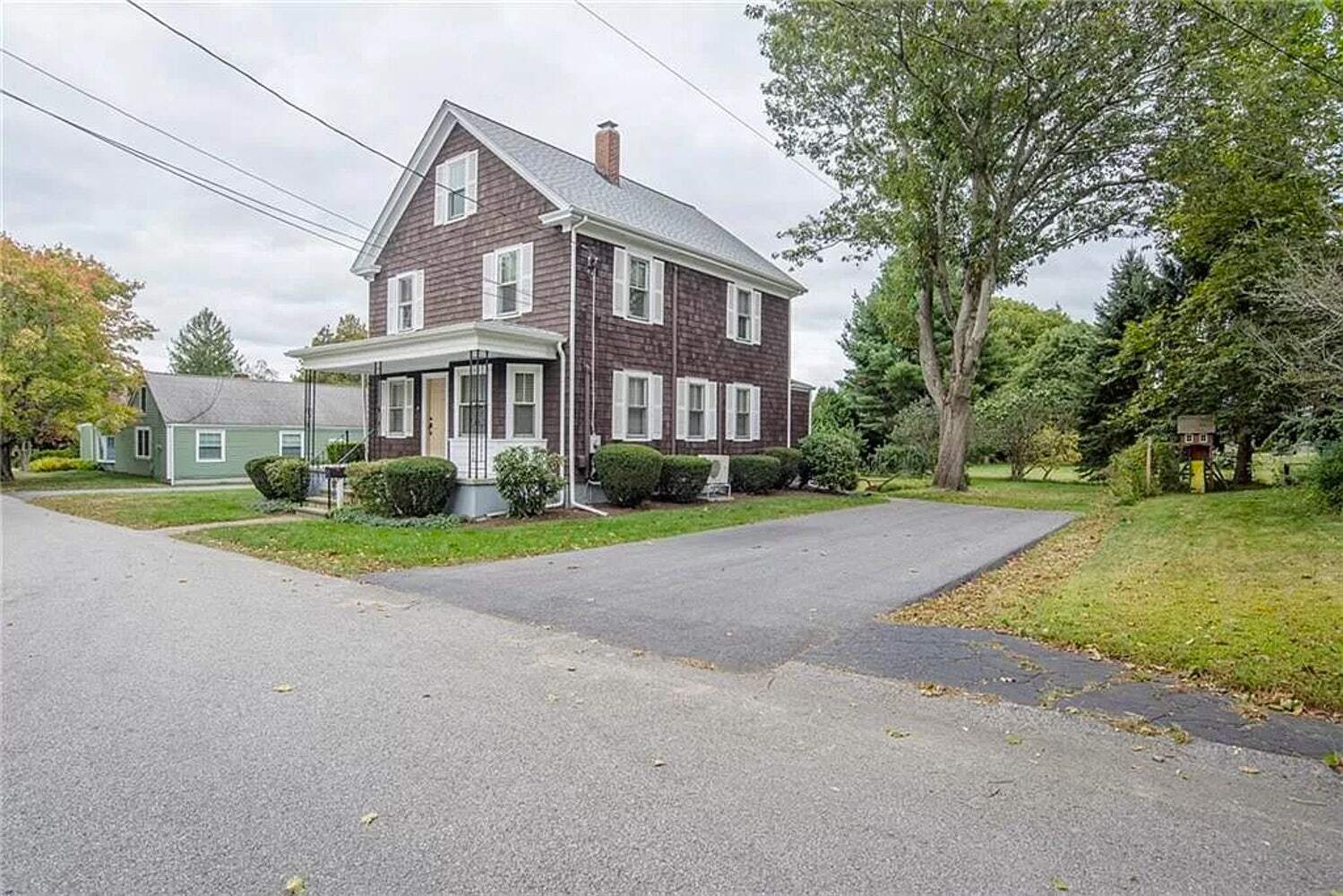 This property has two separate driveways - 27 Commonwealth Ave