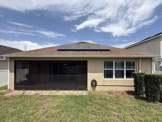 Building Photo - 8222 Willow Beach Dr