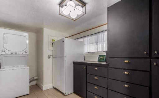 Building Photo - 161 E Erie St