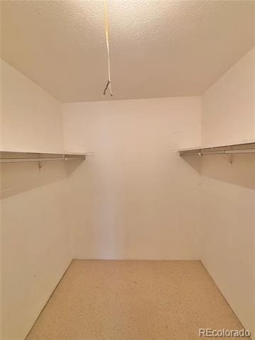 Building Photo - 1150 Golden Cir