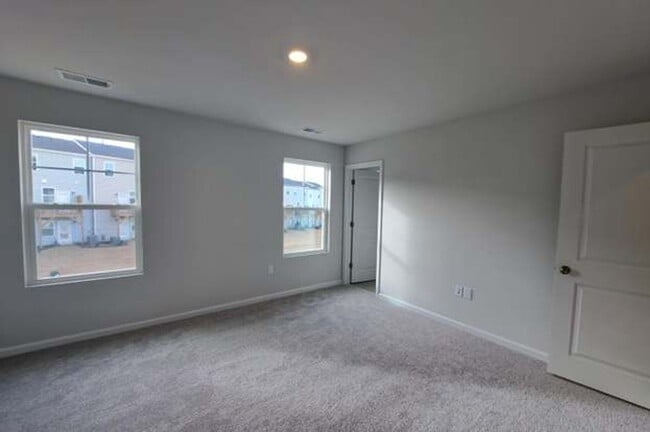 Building Photo - 3 BR/2.5BA | Newly Renovated Townhome End Unit | Private Patio| In Raleigh!